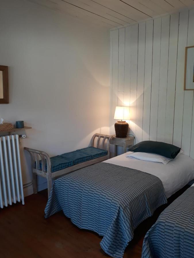 Bed and Breakfast La Venelle De Jericho Ла-Рошель Экстерьер фото